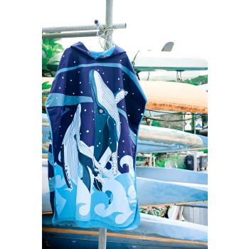 T16  humpback whale cloak towel (free size)*105cm x 85cm*