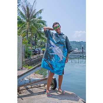 T21 Great White shark cloak towel (free size)*110CM X 75CM*